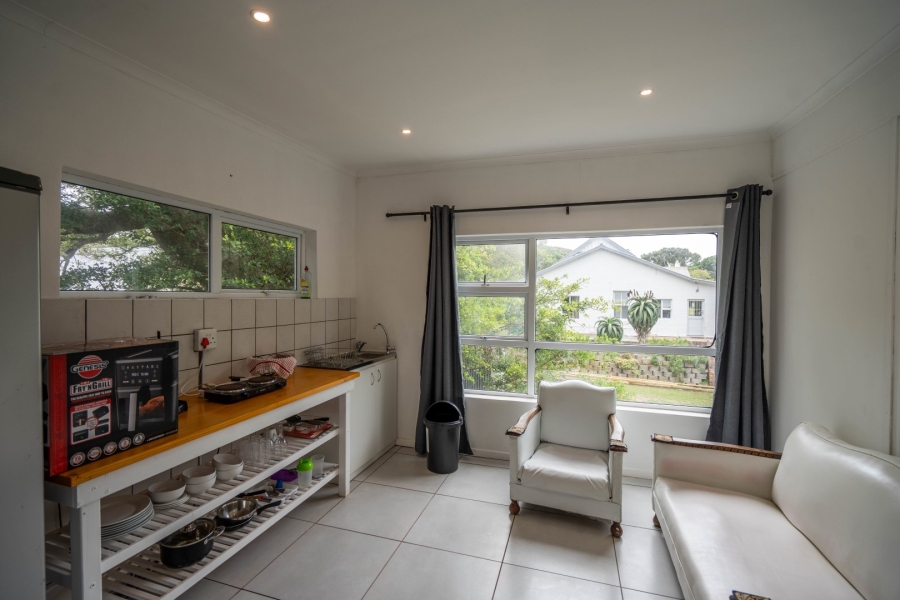 8 Bedroom Property for Sale in West Bank Eastern Cape